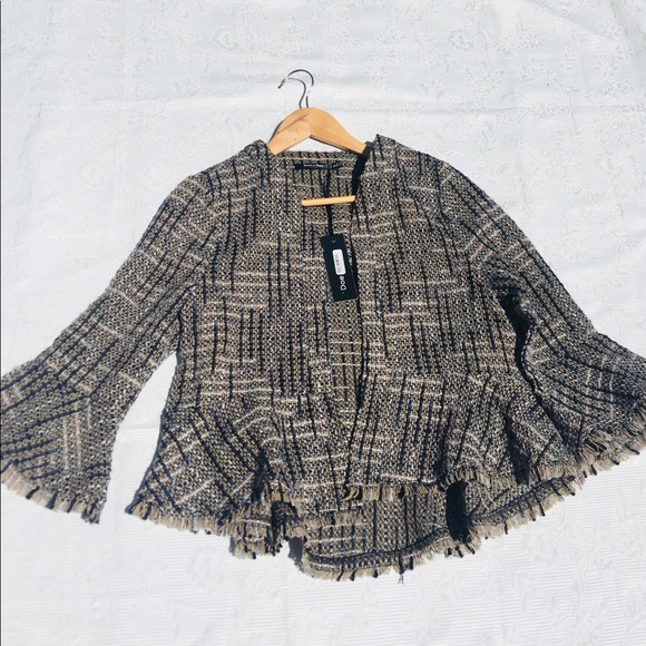 Doe & Rae Jackets & Blazers - BNWT Tweed Shabby Chic Blazer Doe & Rae Jackets & Blazers - BNWT Tweed Shabby Chic Blazer